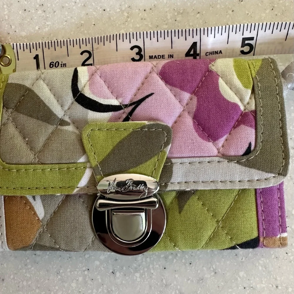 COPY - Vera Bradley Wallet ID Holder & Change Purse. Like New. Purple and green.